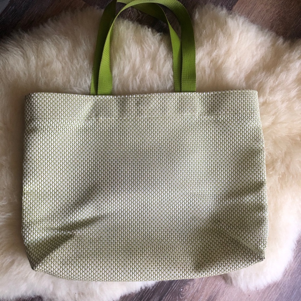 Crate & Barrel Green Tote Shopping Bag Carry All 19 1/2 x 15 1/2